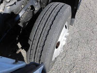 いすゞエルフコンテナ専用車小型（2t・3t）[写真22]