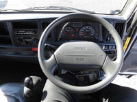 いすゞエルフコンテナ専用車小型（2t・3t）[写真25]