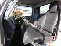 いすゞエルフコンテナ専用車小型（2t・3t）[写真30]