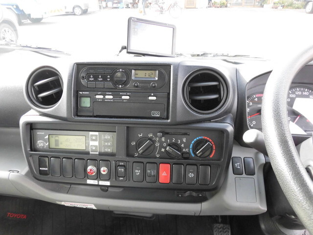 トヨタトヨエース冷凍車（冷蔵車）小型（2t・3t）[写真30]