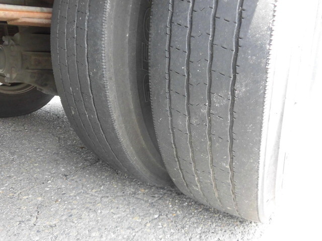 いすゞエルフパッカー車（塵芥車）小型（2t・3t）[写真29]