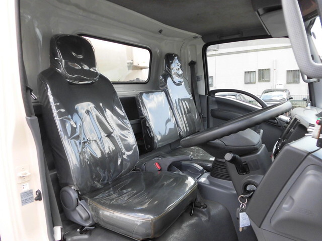 いすゞエルフパッカー車（塵芥車）小型（2t・3t）[写真31]