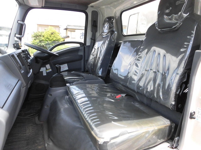 いすゞエルフパッカー車（塵芥車）小型（2t・3t）[写真38]