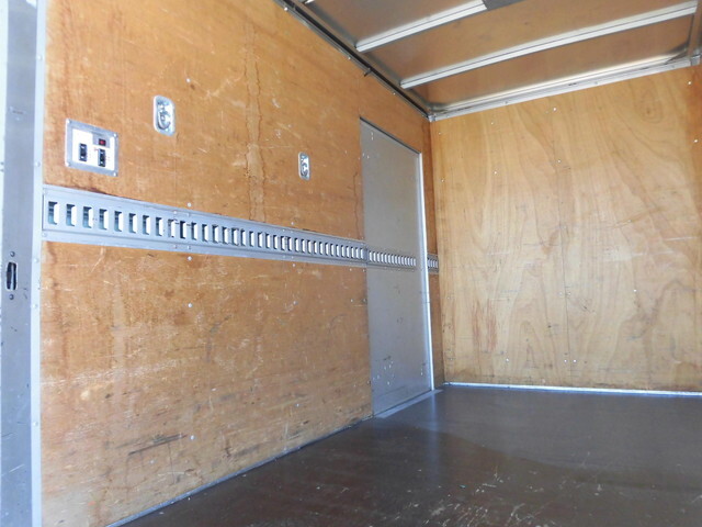 トヨタダイナアルミバン小型（2t・3t）[写真10]