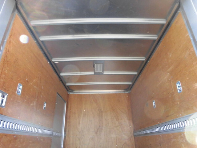 トヨタダイナアルミバン小型（2t・3t）[写真12]