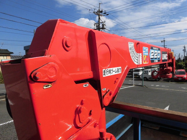 いすゞエルフクレーン3段小型（2t・3t）[写真10]