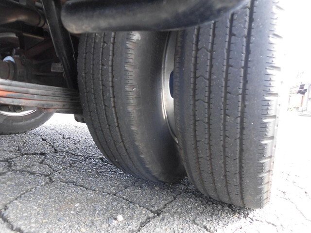 いすゞエルフクレーン3段小型（2t・3t）[写真25]