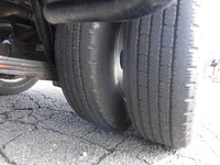 いすゞエルフクレーン3段小型（2t・3t）[写真26]