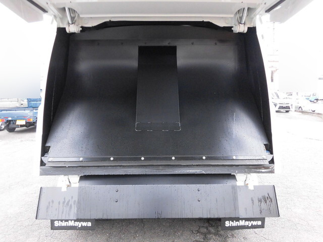 いすゞエルフパッカー車（塵芥車）小型（2t・3t）[写真16]