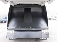 いすゞエルフパッカー車（塵芥車）小型（2t・3t）[写真17]