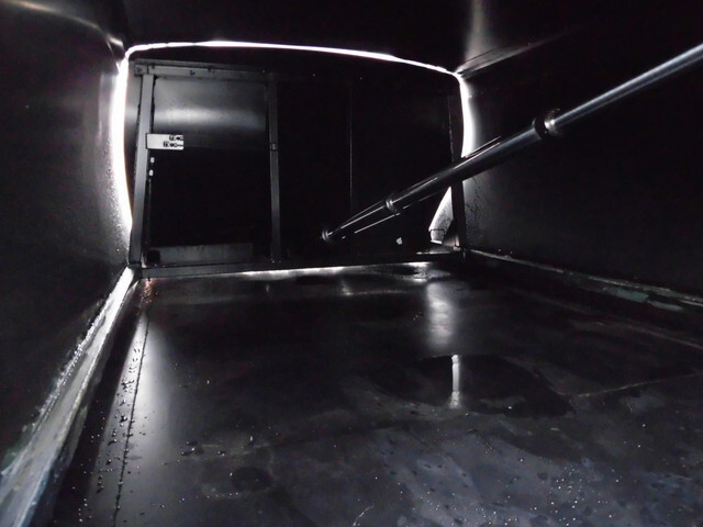 いすゞエルフパッカー車（塵芥車）小型（2t・3t）[写真17]