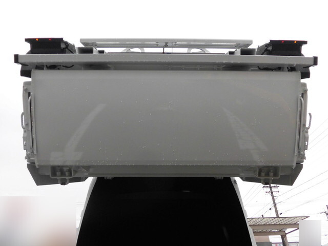 いすゞエルフパッカー車（塵芥車）小型（2t・3t）[写真19]