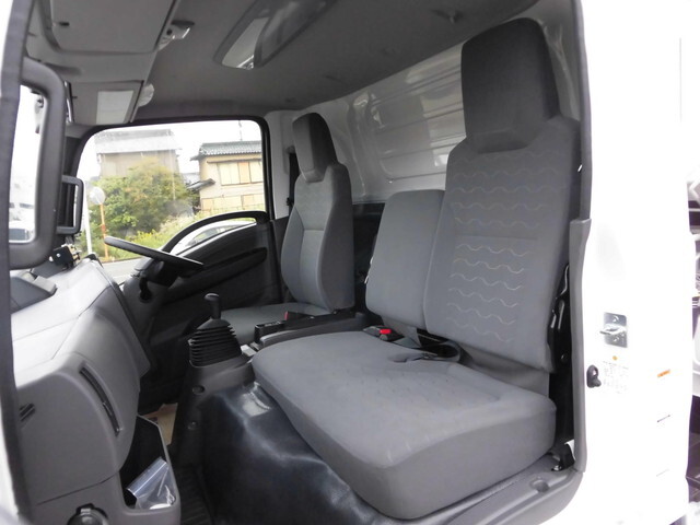 いすゞエルフパッカー車（塵芥車）小型（2t・3t）[写真37]