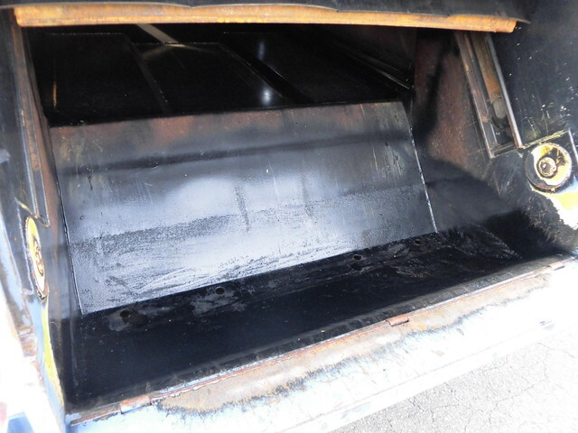 日野デュトロパッカー車（塵芥車）小型（2t・3t）[写真12]