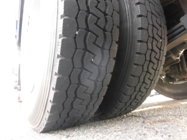 日野デュトロパッカー車（塵芥車）小型（2t・3t）[写真28]