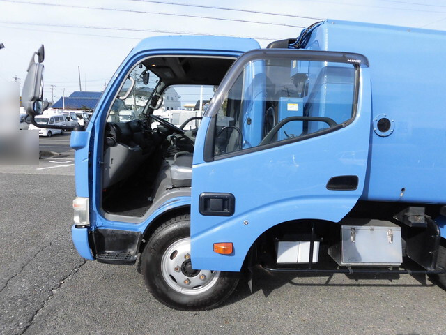 日野デュトロパッカー車（塵芥車）小型（2t・3t）[写真37]