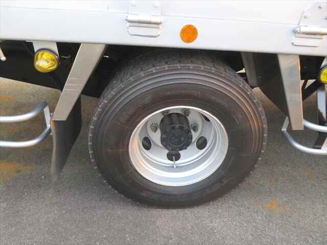 日野レンジャーセルフクレーン4段中型（4t）[写真25]