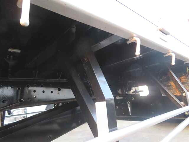 日野レンジャーセルフクレーン4段中型（4t）[写真26]