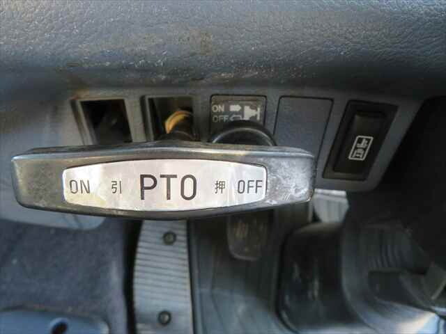 日野レンジャークレーン4段中型（4t）[写真28]