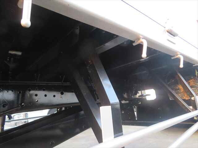 日野レンジャークレーン4段中型（4t）[写真38]