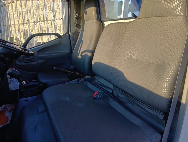 日野デュトロクレーン4段小型（2t・3t）[写真23]