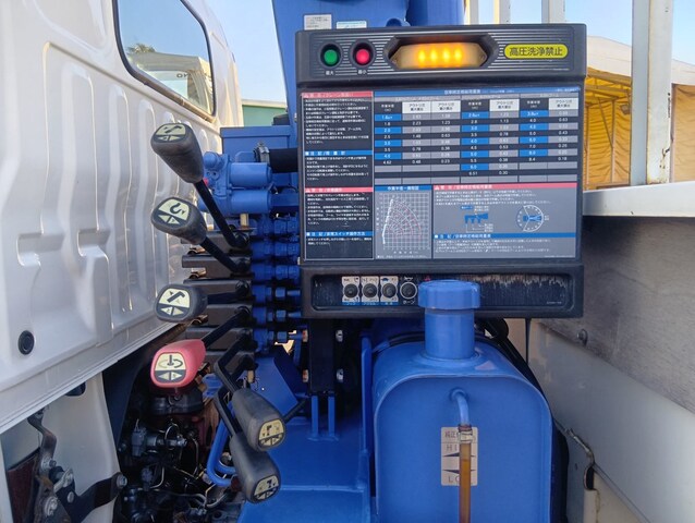 日野デュトロクレーン4段小型（2t・3t）[写真09]