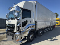 いすゞギガアルミウイング大型（10t）[写真04]