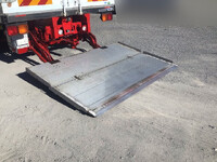 いすゞフォワード冷凍車（冷蔵車）中型（4t）[写真20]