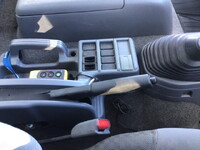 いすゞフォワード冷凍車（冷蔵車）中型（4t）[写真35]