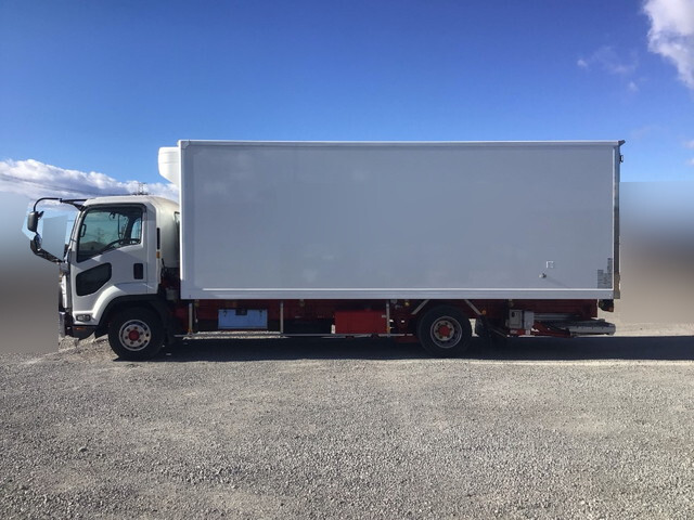 いすゞフォワード冷凍車（冷蔵車）中型（4t）[写真05]