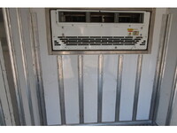 いすゞエルフ冷凍車（冷蔵車）小型（2t・3t）[写真13]