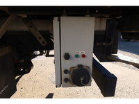 いすゞエルフ冷凍車（冷蔵車）小型（2t・3t）[写真21]