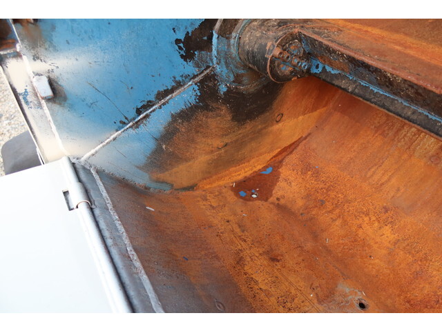 三菱ふそうキャンターパッカー車（塵芥車）小型（2t・3t）[写真12]