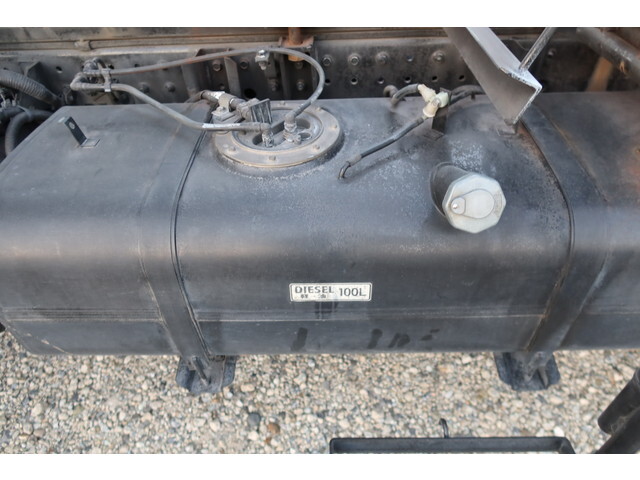 三菱ふそうキャンターパッカー車（塵芥車）小型（2t・3t）[写真22]