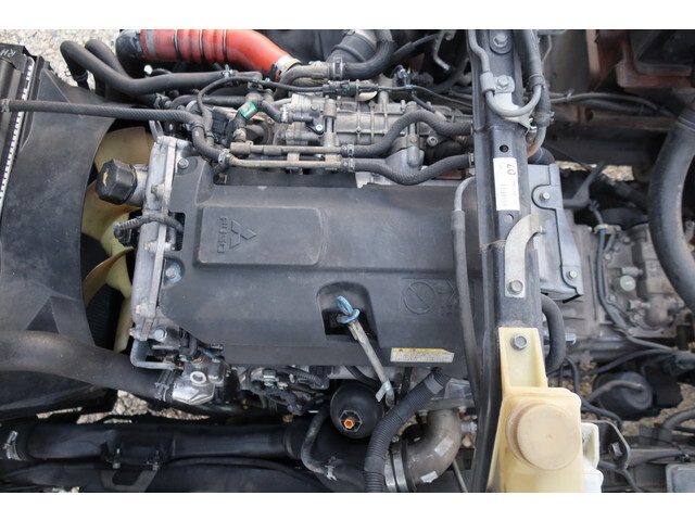 三菱ふそうキャンターパッカー車（塵芥車）小型（2t・3t）[写真25]