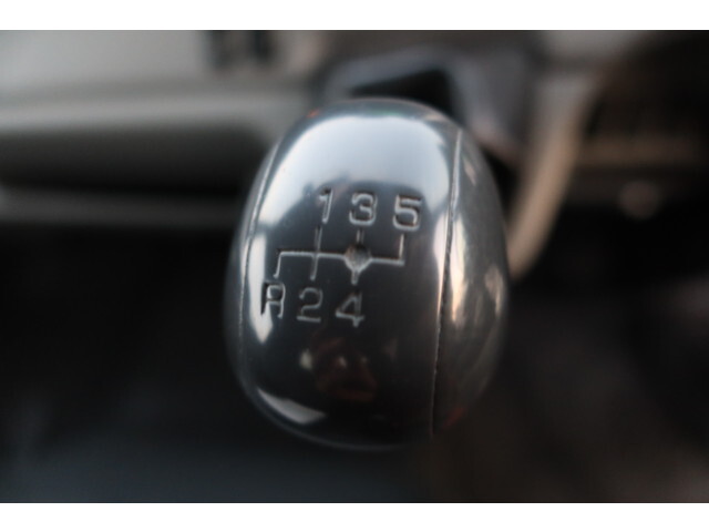 三菱ふそうキャンターパッカー車（塵芥車）小型（2t・3t）[写真37]