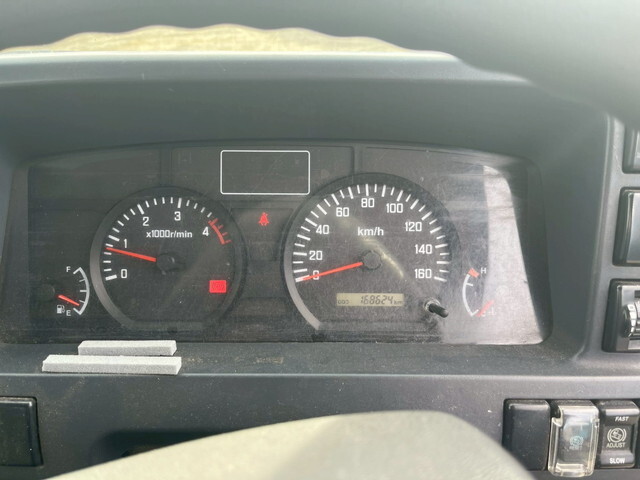 いすゞエルフ平ボディ小型（2t・3t）[写真13]