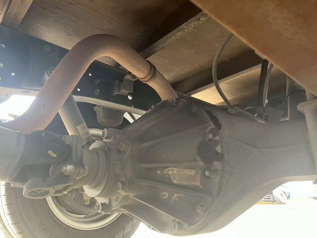 いすゞエルフ平ボディ小型（2t・3t）[写真24]