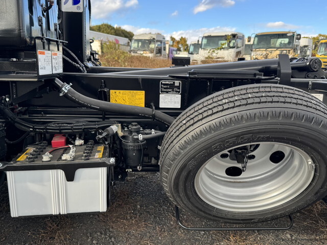 トヨタダイナコンテナ専用車小型（2t・3t）[写真23]