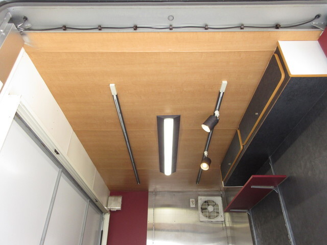 トヨタダイナアルミバン小型（2t・3t）[写真11]