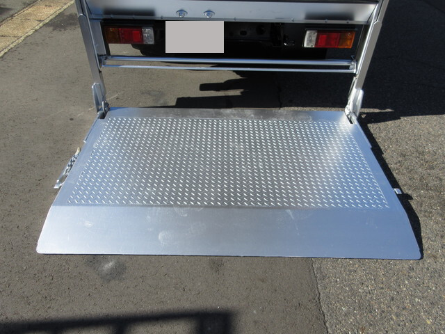 トヨタダイナアルミバン小型（2t・3t）[写真19]