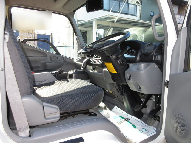 トヨタダイナアルミバン小型（2t・3t）[写真22]