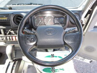 トヨタダイナアルミバン小型（2t・3t）[写真28]