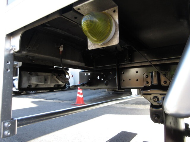 トヨタダイナアルミバン小型（2t・3t）[写真38]