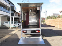 トヨタダイナアルミバン小型（2t・3t）[写真09]