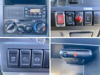 いすゞエルフクレーン4段小型（2t・3t）[写真38]