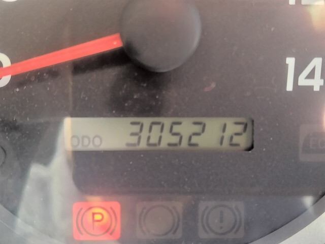 日野レンジャー平ボディ中型（4t）[写真25]