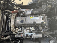 いすゞギガアルミウイング大型（10t）[写真19]