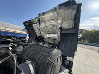 いすゞギガアルミウイング大型（10t）[写真28]