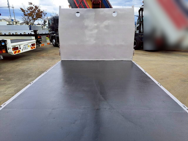 三菱ふそうキャンタークレーン5段小型（2t・3t）[写真12]